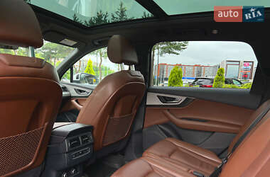 Внедорожник / Кроссовер Audi Q7 2019 в 