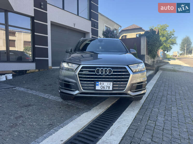 Audi Q7 2016