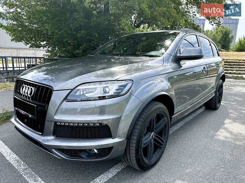 Внедорожник / Кроссовер Audi Q7 2015 в Киеве