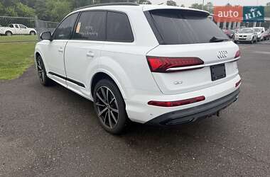 Внедорожник / Кроссовер Audi Q7 2020 в 
