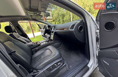 Позашляховик / Кросовер Audi Q7 2013 в 