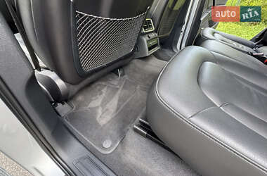 Позашляховик / Кросовер Audi Q7 2013 в 