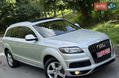 Позашляховик / Кросовер Audi Q7 2013 в 