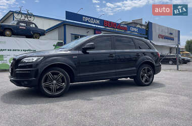 Внедорожник / Кроссовер Audi Q7 2014 в 