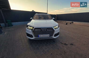 Внедорожник / Кроссовер Audi Q7 2017 в 