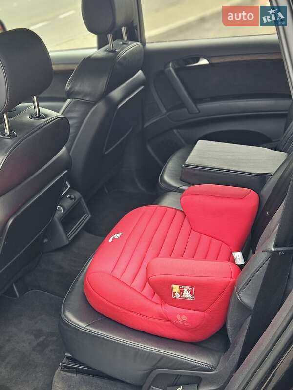 Внедорожник / Кроссовер Audi Q7 2012 в Вишневом фото 12 Внедорожник / Кроссовер Audi Q7 2012 в Вишневом