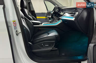 Внедорожник / Кроссовер Audi Q7 2020 в 