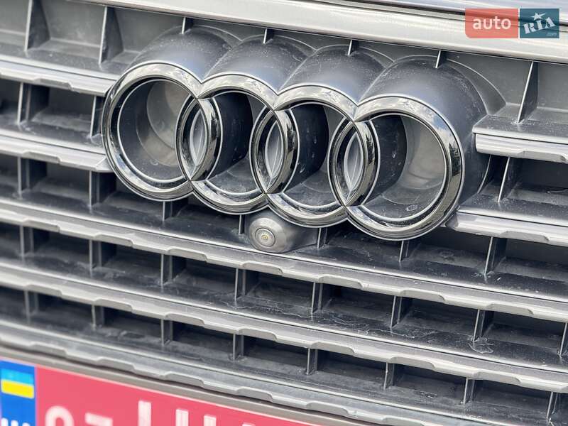 Внедорожник / Кроссовер Audi Q7 2017 в Ровно