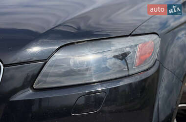 Внедорожник / Кроссовер Audi Q7 2007 в 