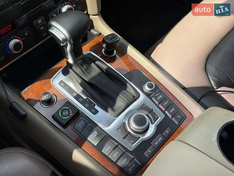 Позашляховик / Кросовер Audi Q7 2007 в Кривому Розі