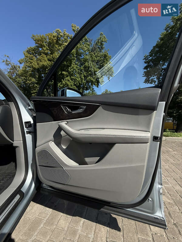 Позашляховик / Кросовер Audi Q7 2023 в Львові фото 11 Позашляховик / Кросовер Audi Q7 2023 в Львові