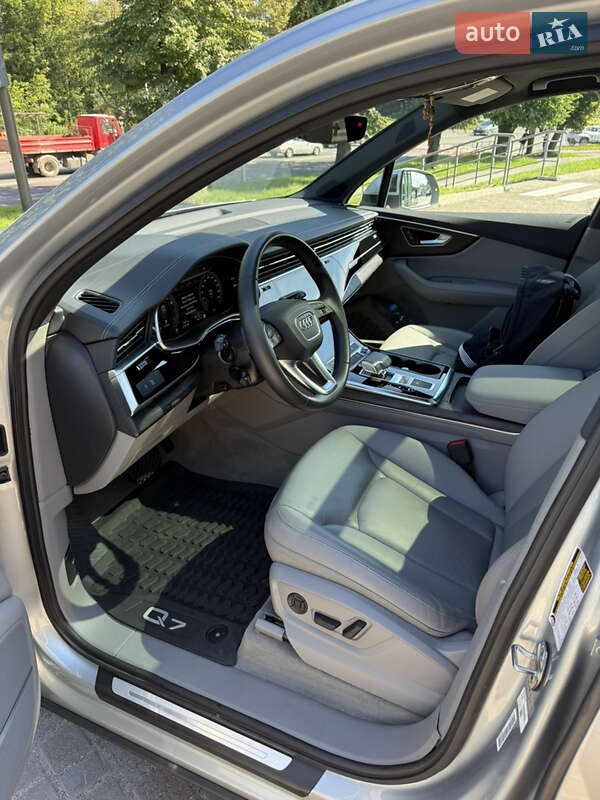 Позашляховик / Кросовер Audi Q7 2023 в Львові фото 18 Позашляховик / Кросовер Audi Q7 2023 в Львові