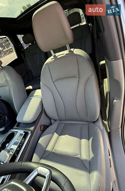 Внедорожник / Кроссовер Audi Q7 2023 в 
