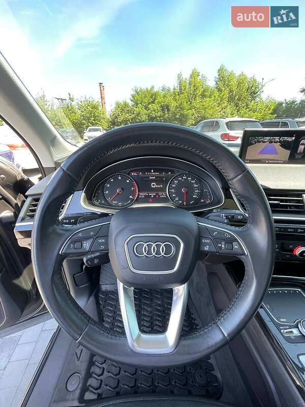 Внедорожник / Кроссовер Audi Q7 2018 в Львове