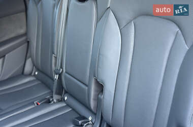 Внедорожник / Кроссовер Audi Q7 2021 в 