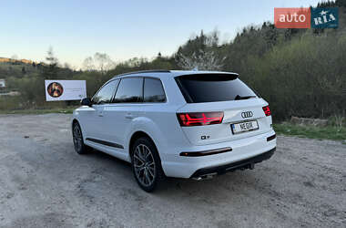 Внедорожник / Кроссовер Audi Q7 2018 в 