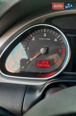 Внедорожник / Кроссовер Audi Q7 2008 в 