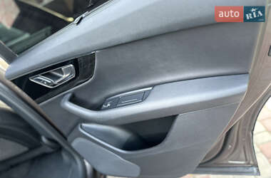 Внедорожник / Кроссовер Audi Q7 2017 в 