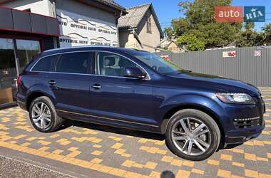 Позашляховик / Кросовер Audi Q7 2015 в 