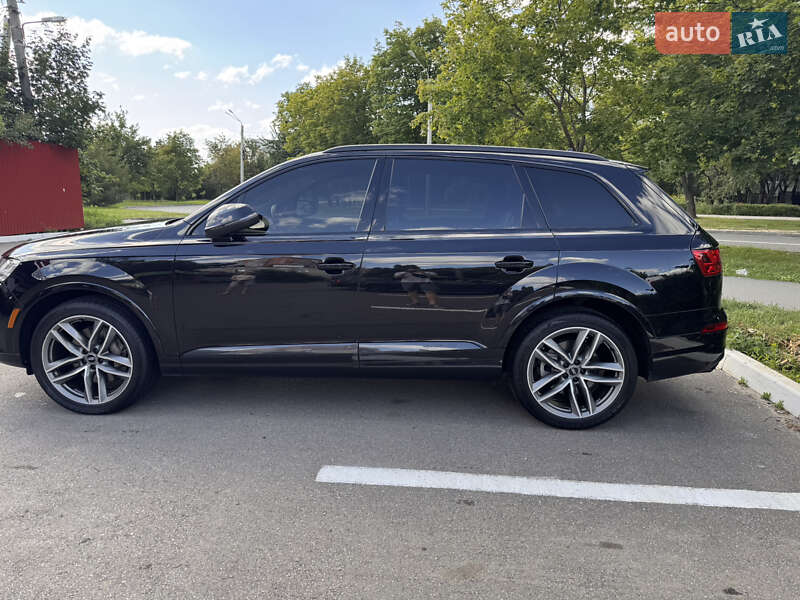 Внедорожник / Кроссовер Audi Q7 2017 в Харькове