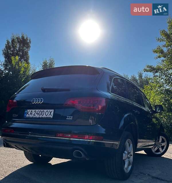 Внедорожник / Кроссовер Audi Q7 2014 в Киеве