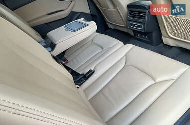 Внедорожник / Кроссовер Audi Q7 2021 в 