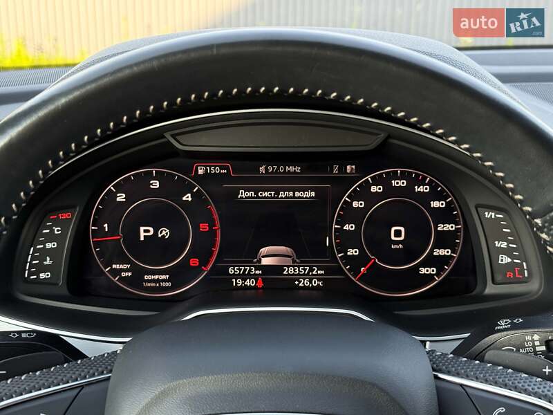 Позашляховик / Кросовер Audi Q7 2017 в Луцьку