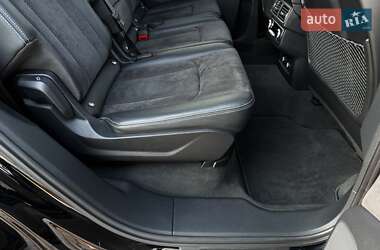 Внедорожник / Кроссовер Audi Q7 2017 в 