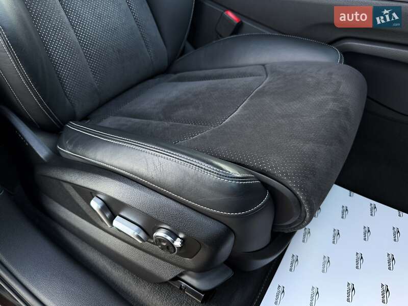 Позашляховик / Кросовер Audi Q7 2017 в Луцьку