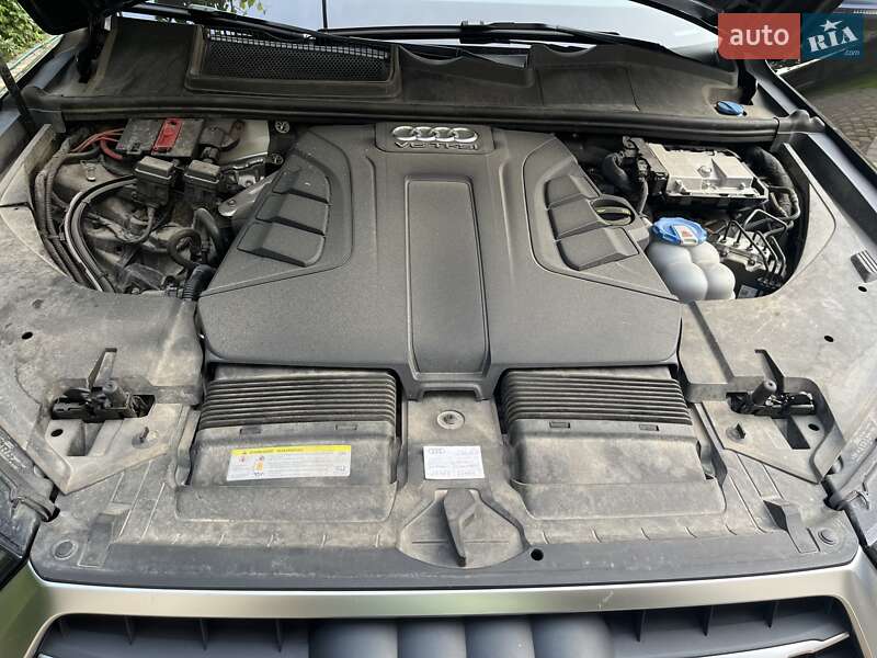 Внедорожник / Кроссовер Audi Q7 2016 в Львове