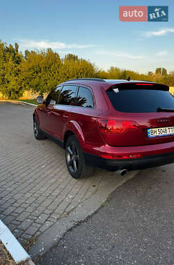 Внедорожник / Кроссовер Audi Q7 2006 в 