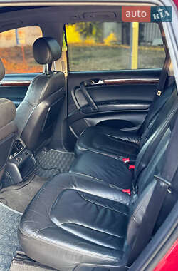 Внедорожник / Кроссовер Audi Q7 2006 в 