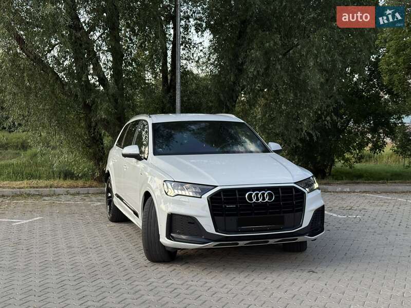 Позашляховик / Кросовер Audi Q7 2020 в Хмельницькому