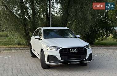 Внедорожник / Кроссовер Audi Q7 2020 в 