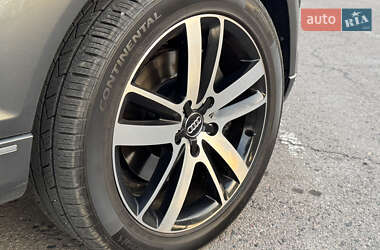 Внедорожник / Кроссовер Audi Q7 2013 в 