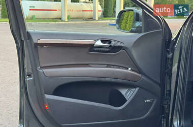 Внедорожник / Кроссовер Audi Q7 2013 в 