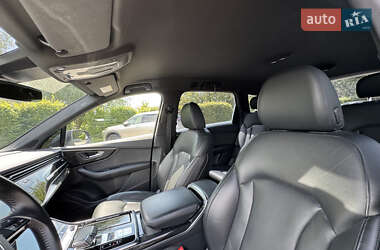 Внедорожник / Кроссовер Audi Q7 2020 в 