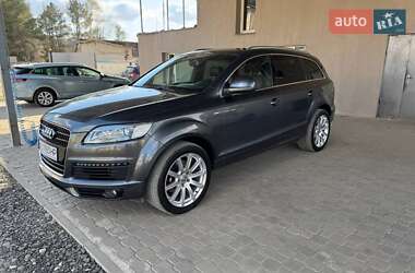 Внедорожник / Кроссовер Audi Q7 2007 в 