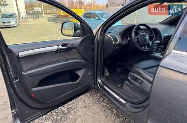 Внедорожник / Кроссовер Audi Q7 2007 в 