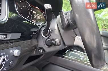 Внедорожник / Кроссовер Audi Q7 2016 в 