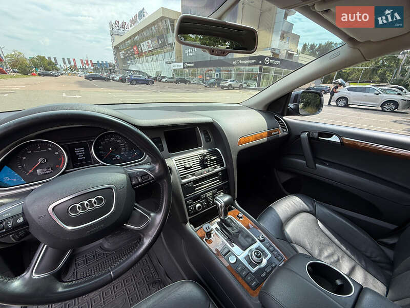 Внедорожник / Кроссовер Audi Q7 2014 в Киеве