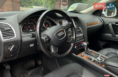 Внедорожник / Кроссовер Audi Q7 2013 в 
