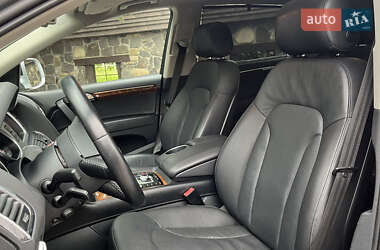 Внедорожник / Кроссовер Audi Q7 2013 в 