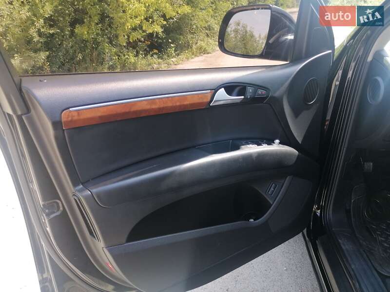 Позашляховик / Кросовер Audi Q7 2014 в Івано-Франківську