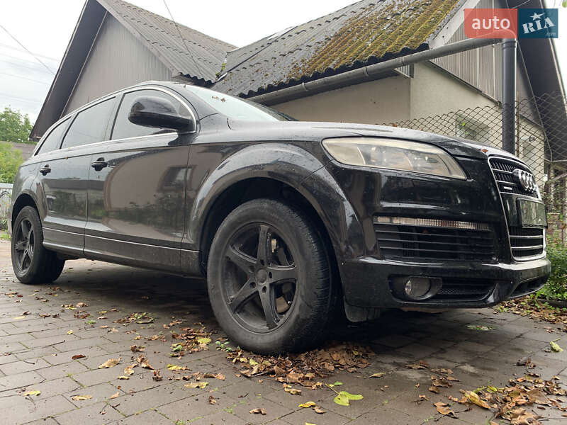 Внедорожник / Кроссовер Audi Q7 2006 в Надворной