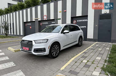 Позашляховик / Кросовер Audi Q7 2017 в 