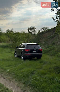 Внедорожник / Кроссовер Audi Q7 2008 в 