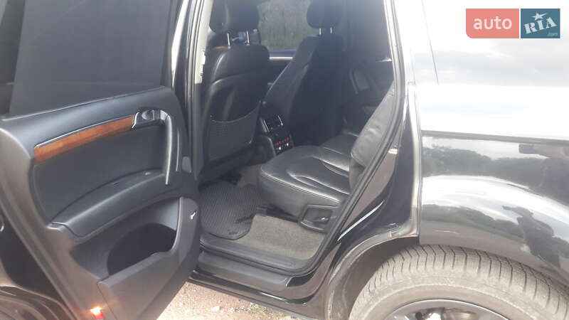 Внедорожник / Кроссовер Audi Q7 2006 в Глухове