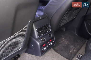 Внедорожник / Кроссовер Audi Q7 2006 в 