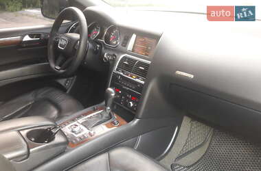 Внедорожник / Кроссовер Audi Q7 2006 в 